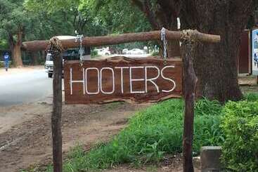 Pensione Hooters Lodge