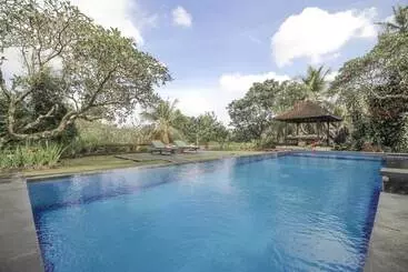 Bed and Breakfast Taman Indrakila