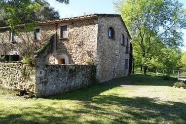 Casa Rural Can Cruilles