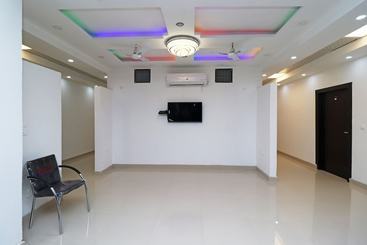 Hotel Spot On 37815 Stay N Style