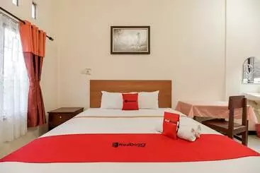 ペンション Reddoorz @ Jalan Hos Cokroaminoto Mataram