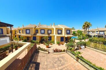 ペンション Tgs & Rumex Suites Banus