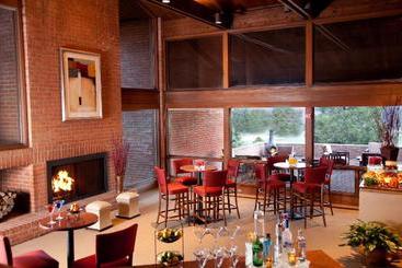 Chubb Hotel & Conference Center