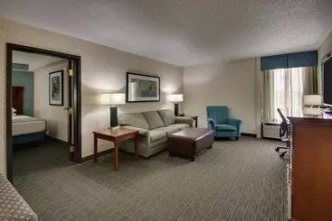 هتل Drury Inn & Suites Cape Girardeau