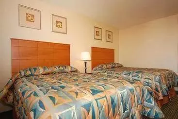 Отель Express Inn