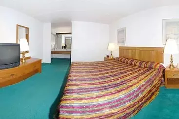 ホテル Loyalty Inn Maryville