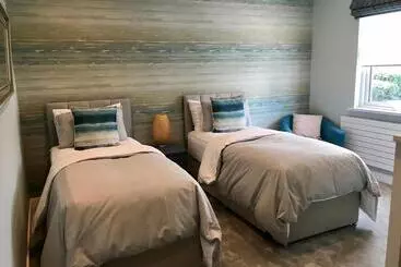 Hillrise B&b