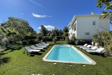 پانسیون Villa Louiserose