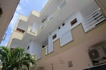 Hotel Cedar