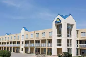 فندق Days Inn By Wyndham West Des Moines   Clive