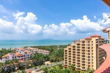 Hotel Gold Boutique Holiday  Sanyabay（free Cooking &airport Transfer，100 Meters Away From The Beach）