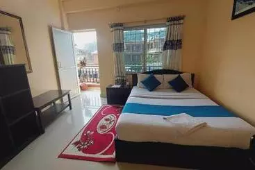 Hotel Golden Lake