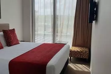 Hotelli Ramada Suites By Wyndham Auckland Manukau Pacfic Centre