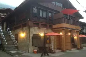 Apartamentos turísticos Sura Suites
