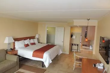 Fleur De Lis Beach Motel