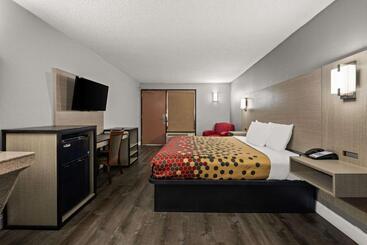 Отель Econo Lodge