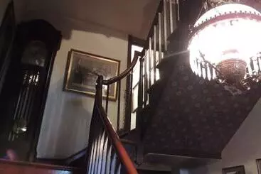 בית מלון כפרי Historic Farnsworth House Inn