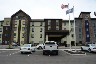 هتل Mainstay Suites Bowling Green North