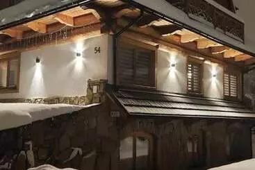 آپارتمان‌های توریست‌ها Jasiowe Turnie Apartamenty