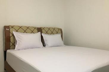 Hotel Oyo 1995 Dream