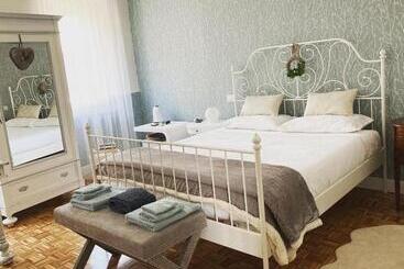 Bed and Breakfast Cortile Gancia Sweet House