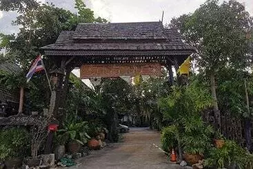 ペンション Baan Lanna Resort