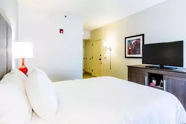هتل Hampton Inn St. Charles St. Peters