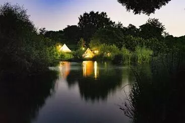 Hotel Lloyds Meadow Glamping Delamere Chester