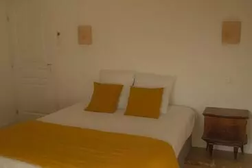 Nocleg ze śniadaniem La Centenaire Gruissan   Maison D Hôte