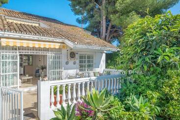 Apartaments turístics Agrupada 7 Townhouse