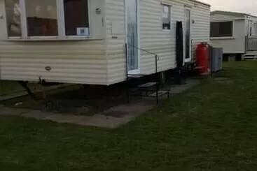 Hotel T & J S Caravan   251 Happy Day S