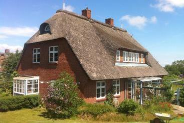 بنسيون Gästehaus Kapitän Jan Ricklefs