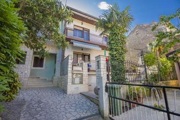 관광객 아파트 Apartment Josipa 4209