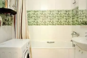 Turistihuoneistot Apartment On Posyetskaya 32