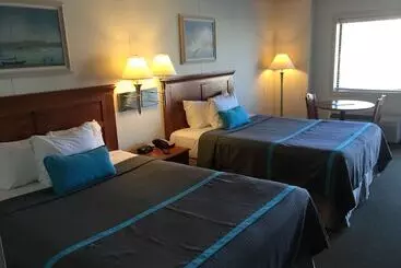 Harbor Lights Resort