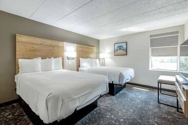 هتل Comfort Inn & Suites Chattanooga East Ridge