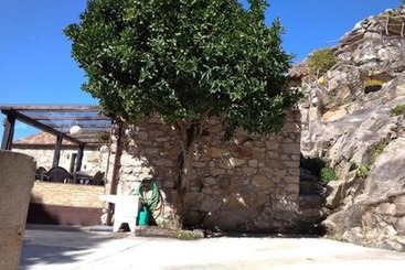 별장 House In Oia  104957 By Mo Rentals