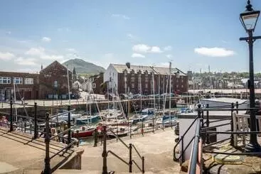 Turistihuoneistot Puffin's Nest