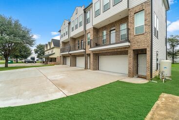 דירות לתיירים Experience A First Class Stay   2 Bdrm