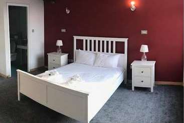 דירות לתיירים Luxurious City Centre Penthouse