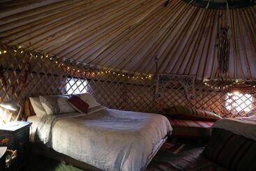 Apartamenty turystyczne Hapus Yurt   Two Beautiful Yurts And Barn Cottage