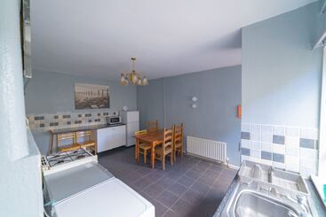 דירות לתיירים Stag And Hen Friendly House