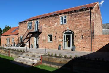 Сельский дом The Old Granary