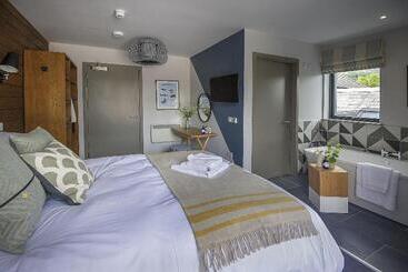 مبيت وإفطار Lock Chambers, Caledonian Canal Centre