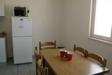 ツーリストアパートメント Apartments Jerolim