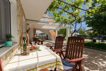 Apartamenty turystyczne Apartments Mila Ii