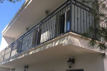 Apartamente turistice House Kupina