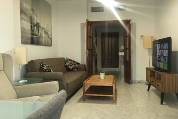 ツーリストアパートメント Apartamento Mairena