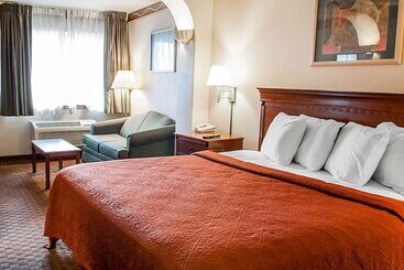 هتل Quality Inn & Suites Las Cruces University Area