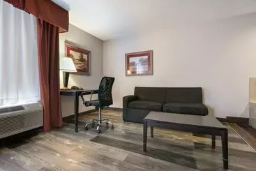 Surestay Plus Hotel By Best Western Tarboro